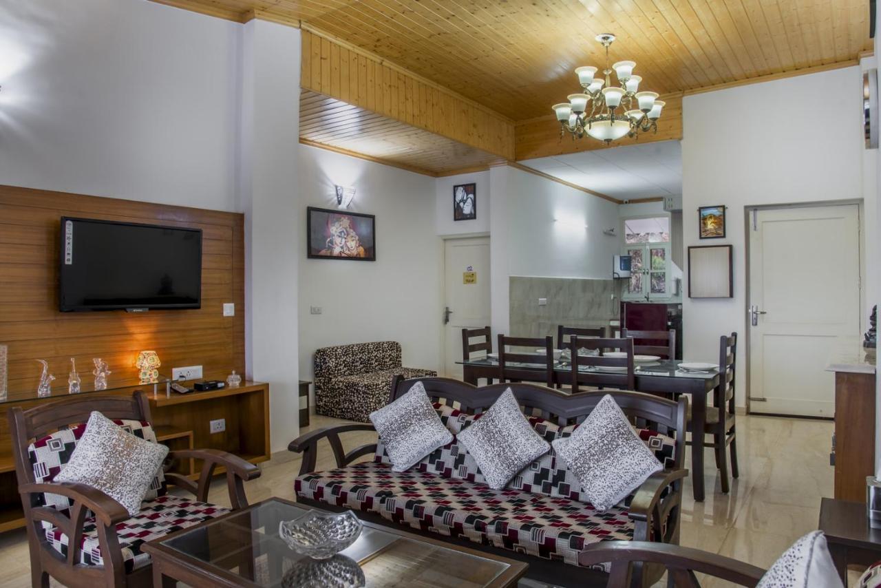 Kasauli Edge Apt With Balcony ภายนอก รูปภาพ